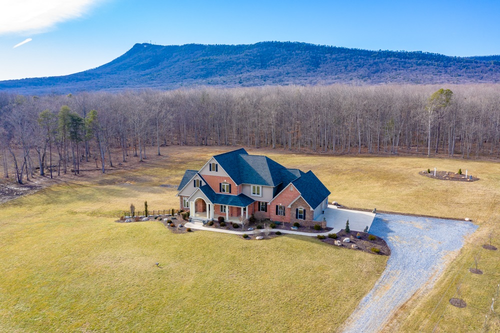 1133 TRAVEL MATES LN, Residential for sale in MCGAHEYSVILLE, Virginia,