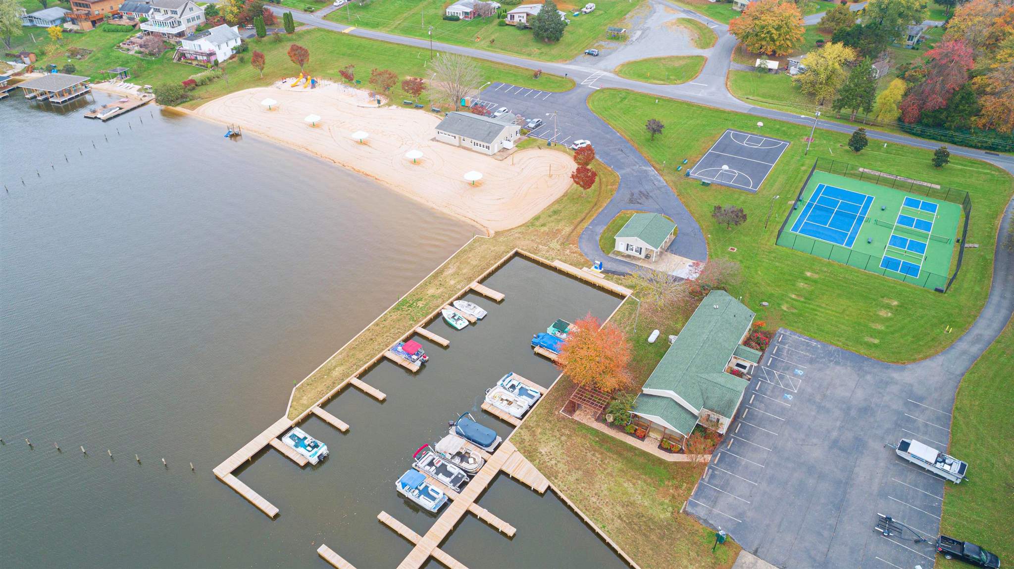 1312 S Lakeshore Dr, Louisa, Va 23093 Mclean Faulconer