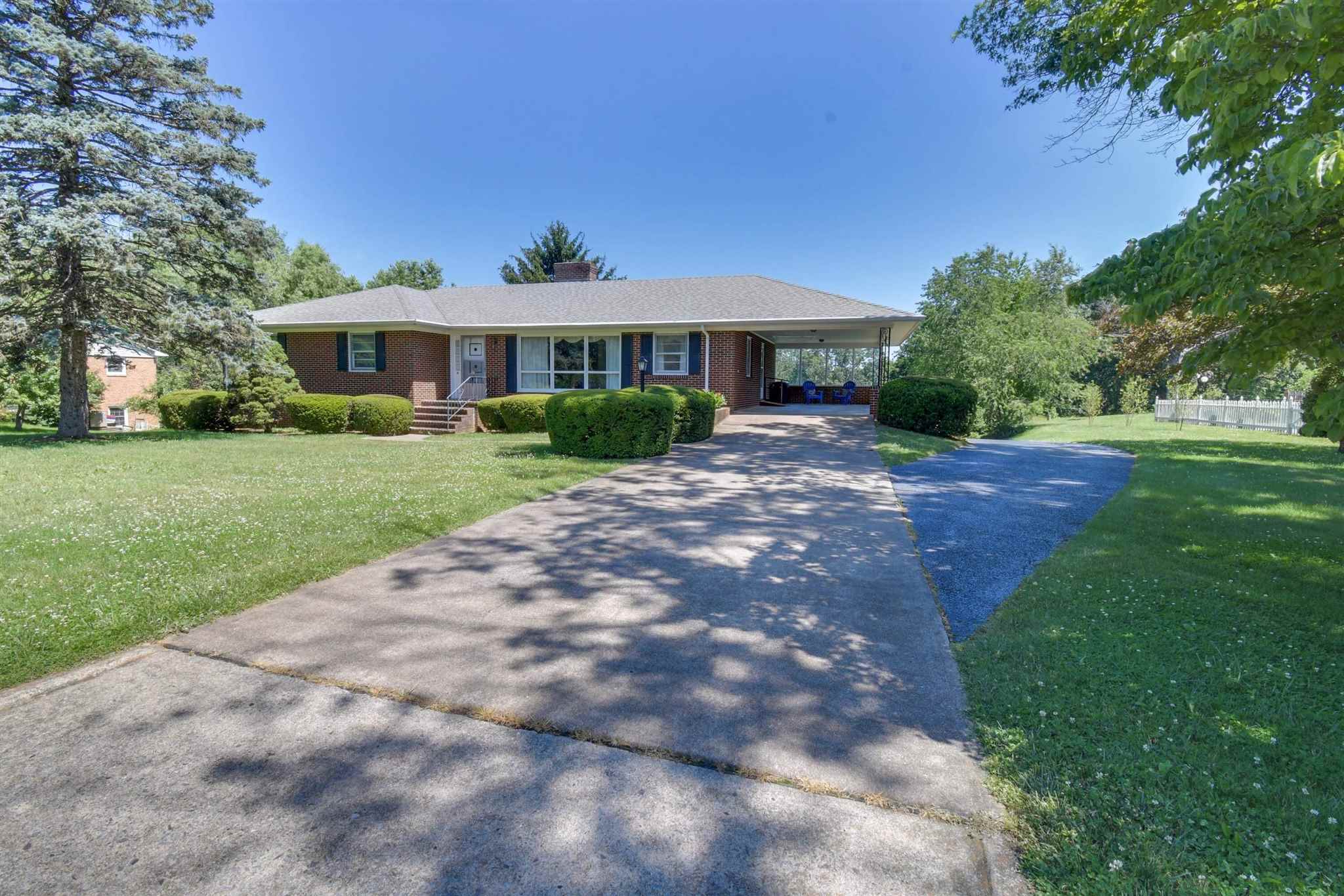 Residential for sale in STAUNTON, Virginia, 619152