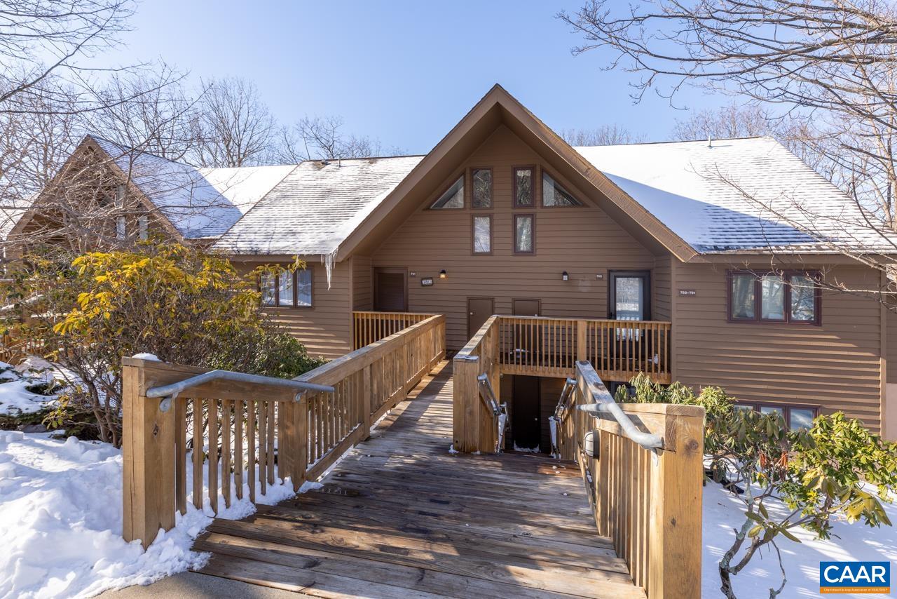 790 LAURELWOOD CONDOS, WINTERGREEN, Virginia for 125,000 (MLS 625693)