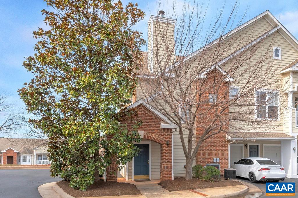 Very desirable 2 br 2 bath top floor condo with winter mountain views!  Features incl' - living room with vaulted ceilings and fireplace, laundry room, huge closets, and a garage.  Enjoy great amenities like clubhouse, pool, exercise room, professional management, exterior maintenance, trash pick up, dog park, trails and more in this gated community in Pantops.
