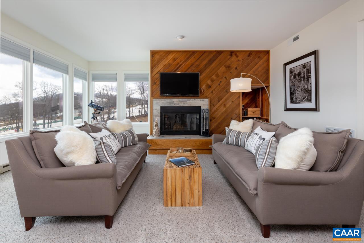 929 DIAMOND HILL CONDOS, ROSELAND, Virginia for 385,000 (MLS 627383)