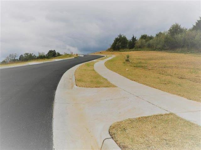 136 CHAMBERLAIN DR