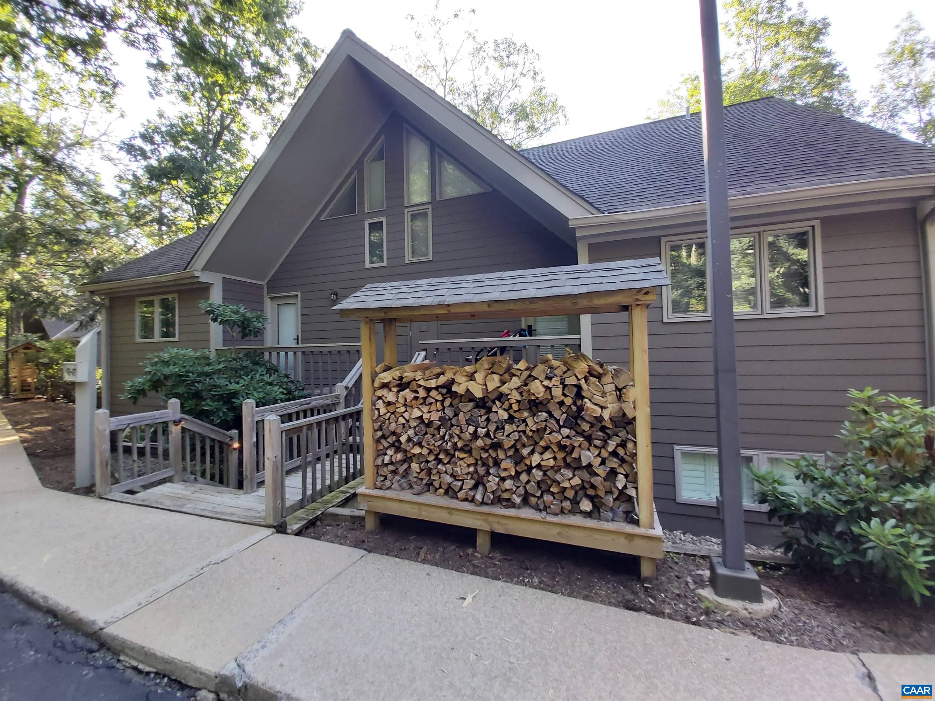 476 THREE RIDGES CONDOS, WINTERGREEN RESORT, Virginia for 169,000 (MLS