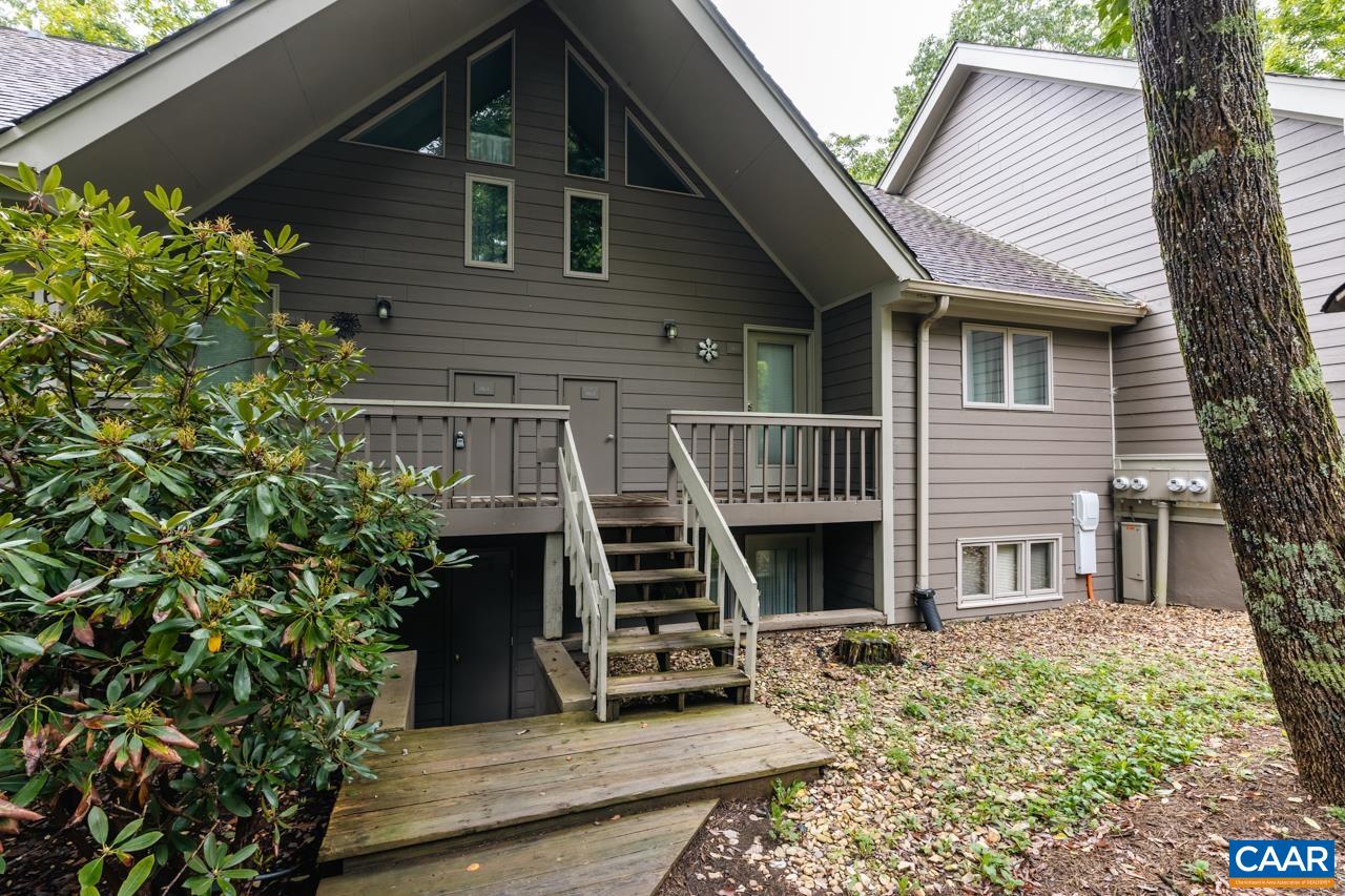 463 THREE RIDGES CONDOS, WINTERGREEN, Virginia for 230,000 (MLS 634617)