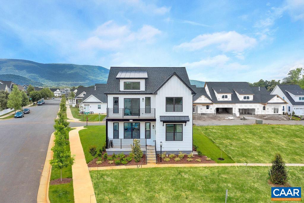 6217 RAYNOR PL, CROZET, VA 22932