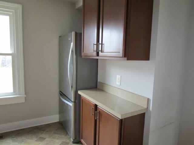 126 THOMPSON ST