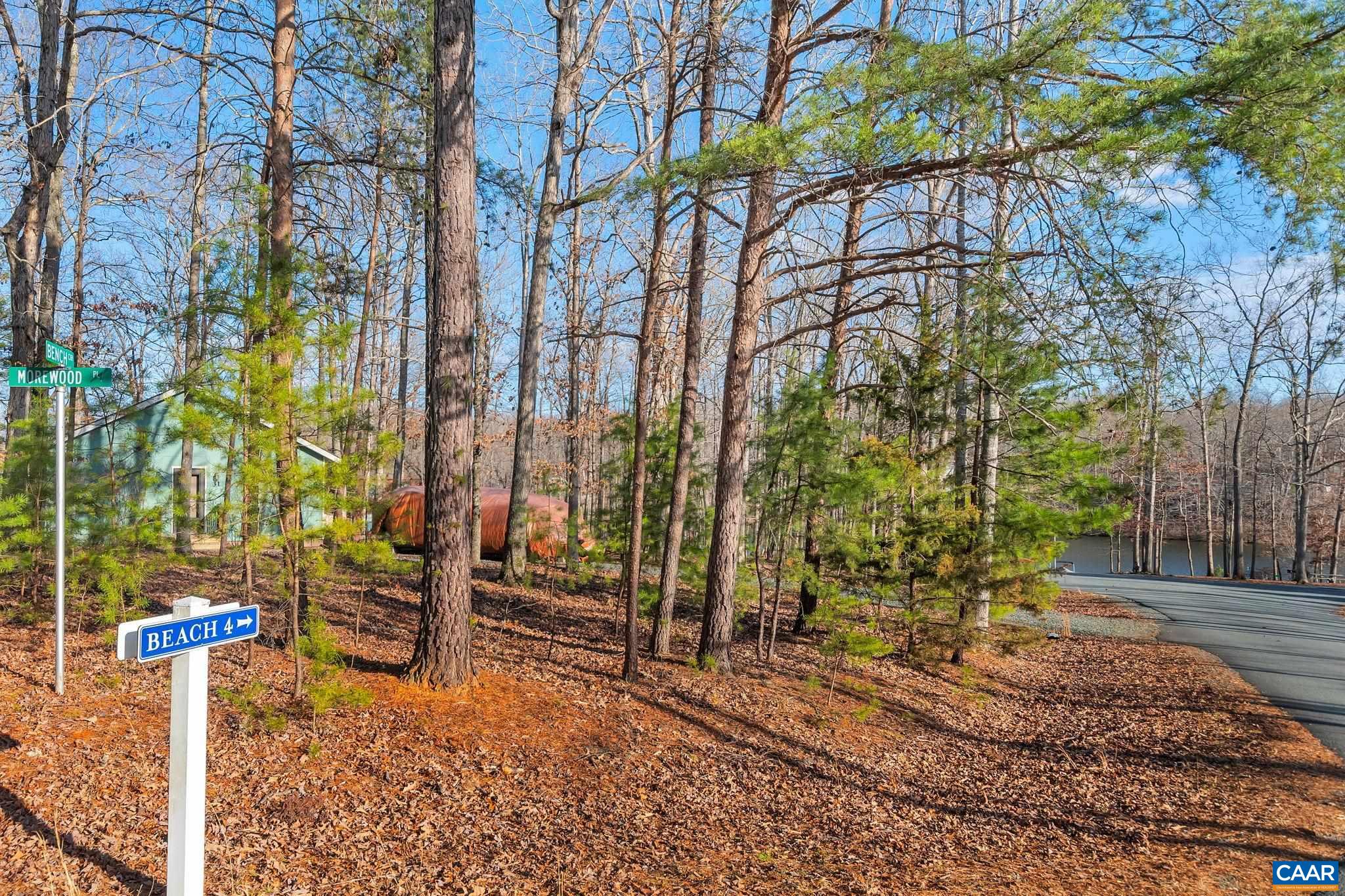 31 MOREWOOD PL