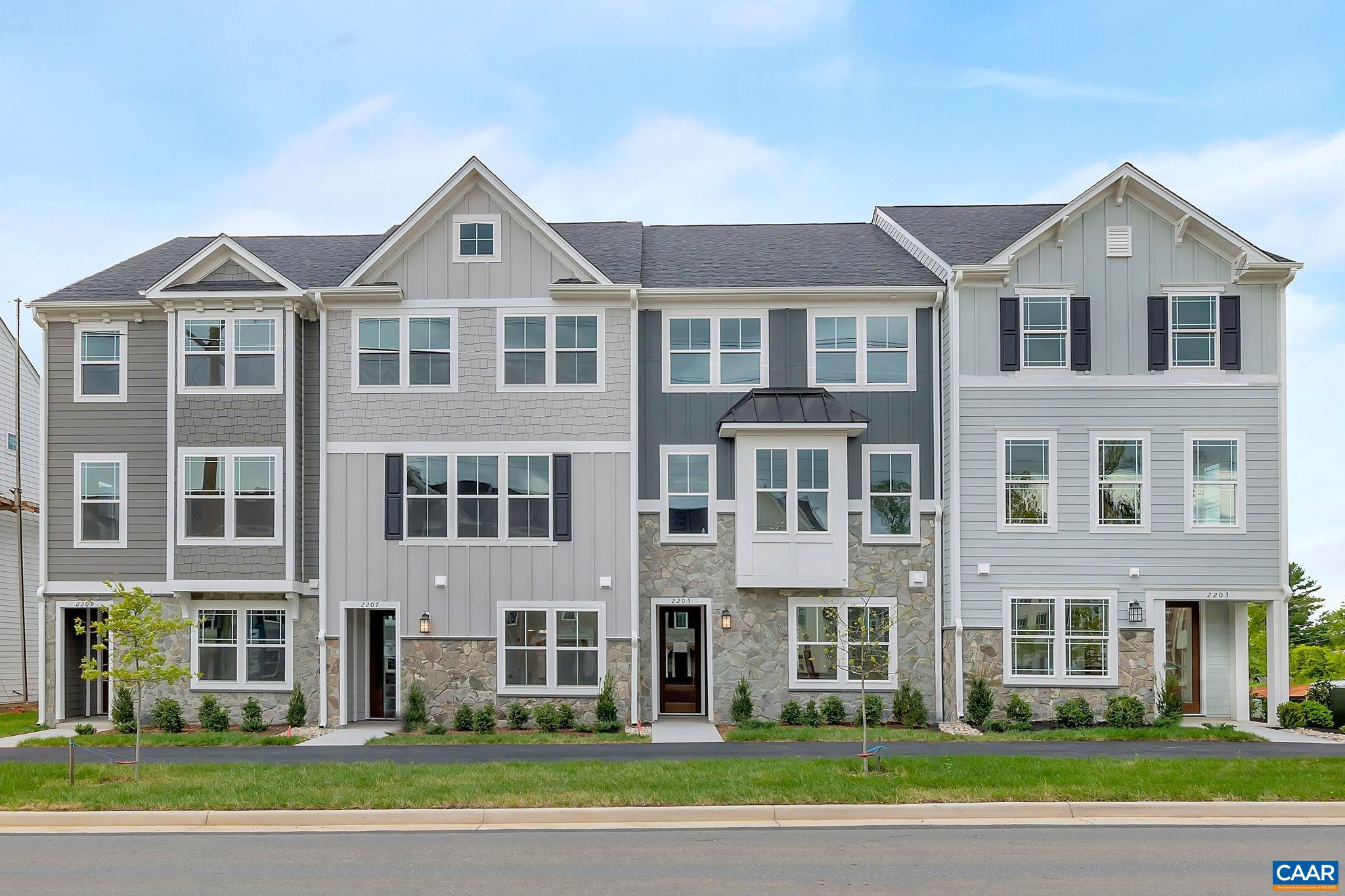 2215 BRINDLE LN, CHARLOTTESVILLE, VA 22911
