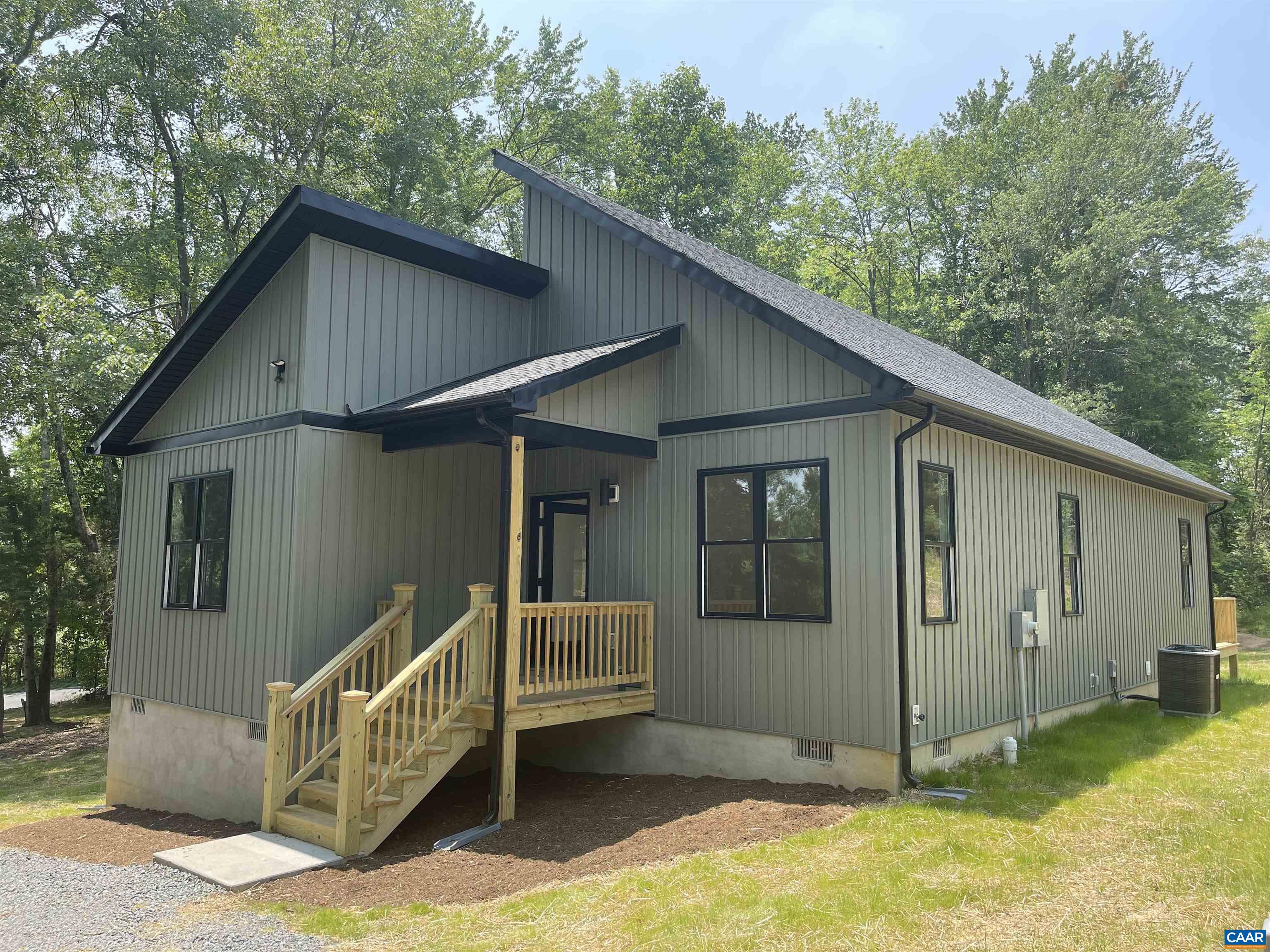 8026 ALBEVANNA SPRING RD, SCOTTSVILLE, VA 24590