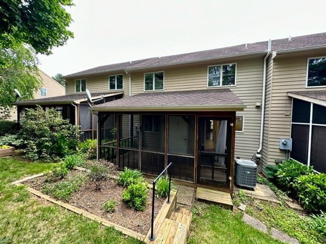 28 SHANNON PL
