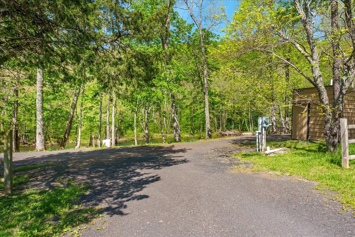 5612 JACKSON RIVER RD