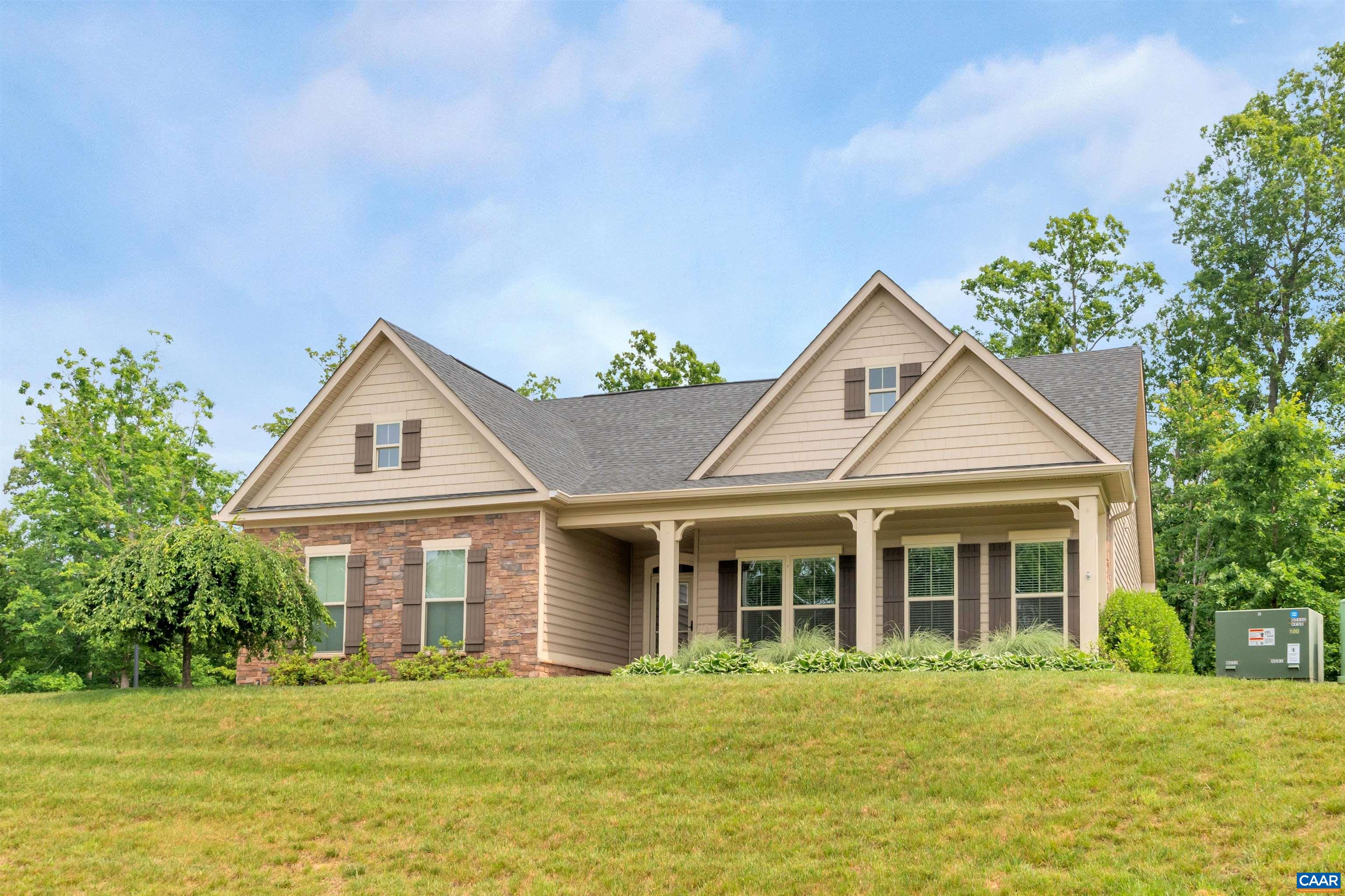 302 MANOR BLVD