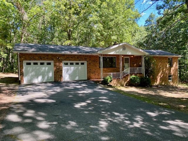 1655 Howardsville Tpke