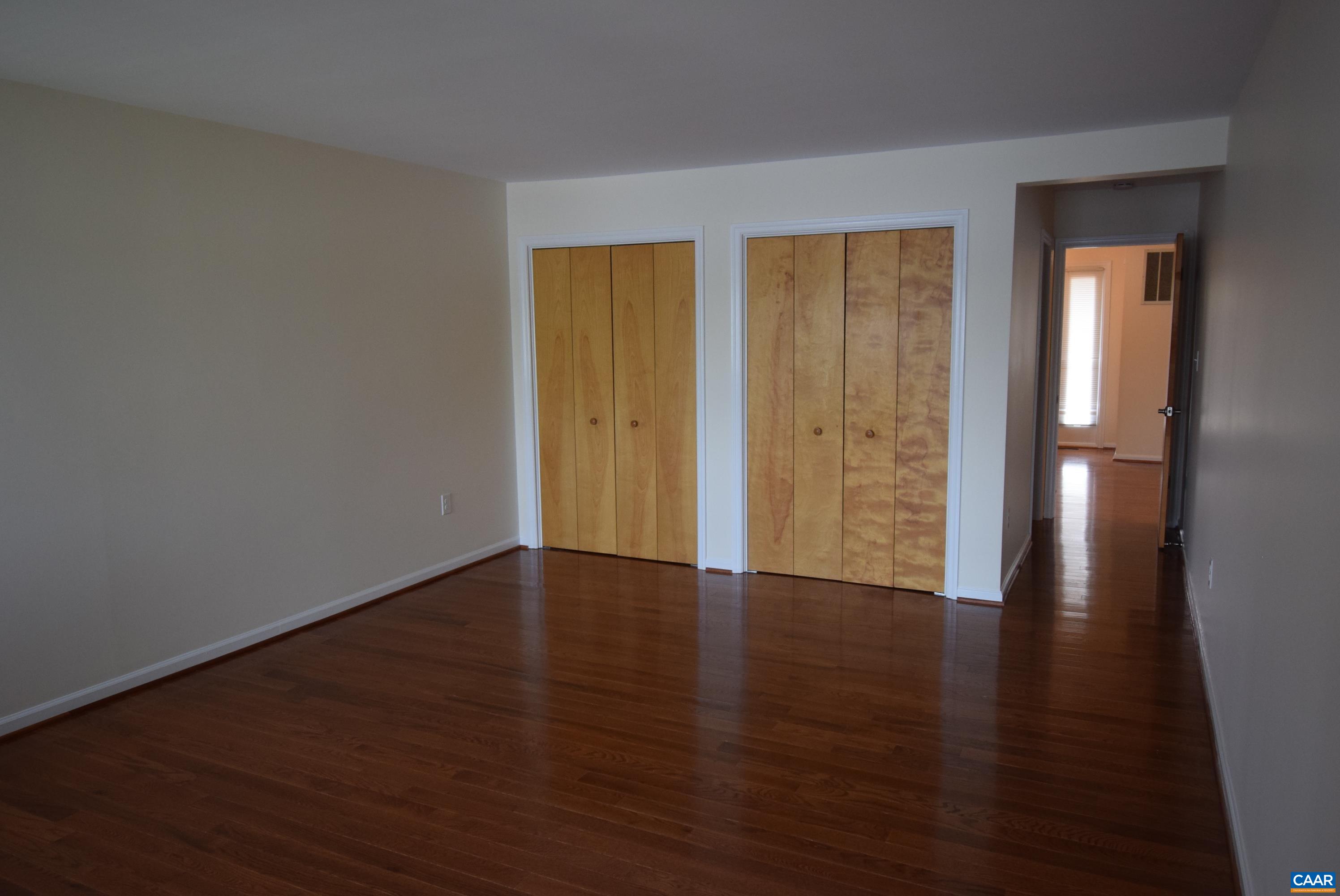 B-2 MARINA POINT CIR