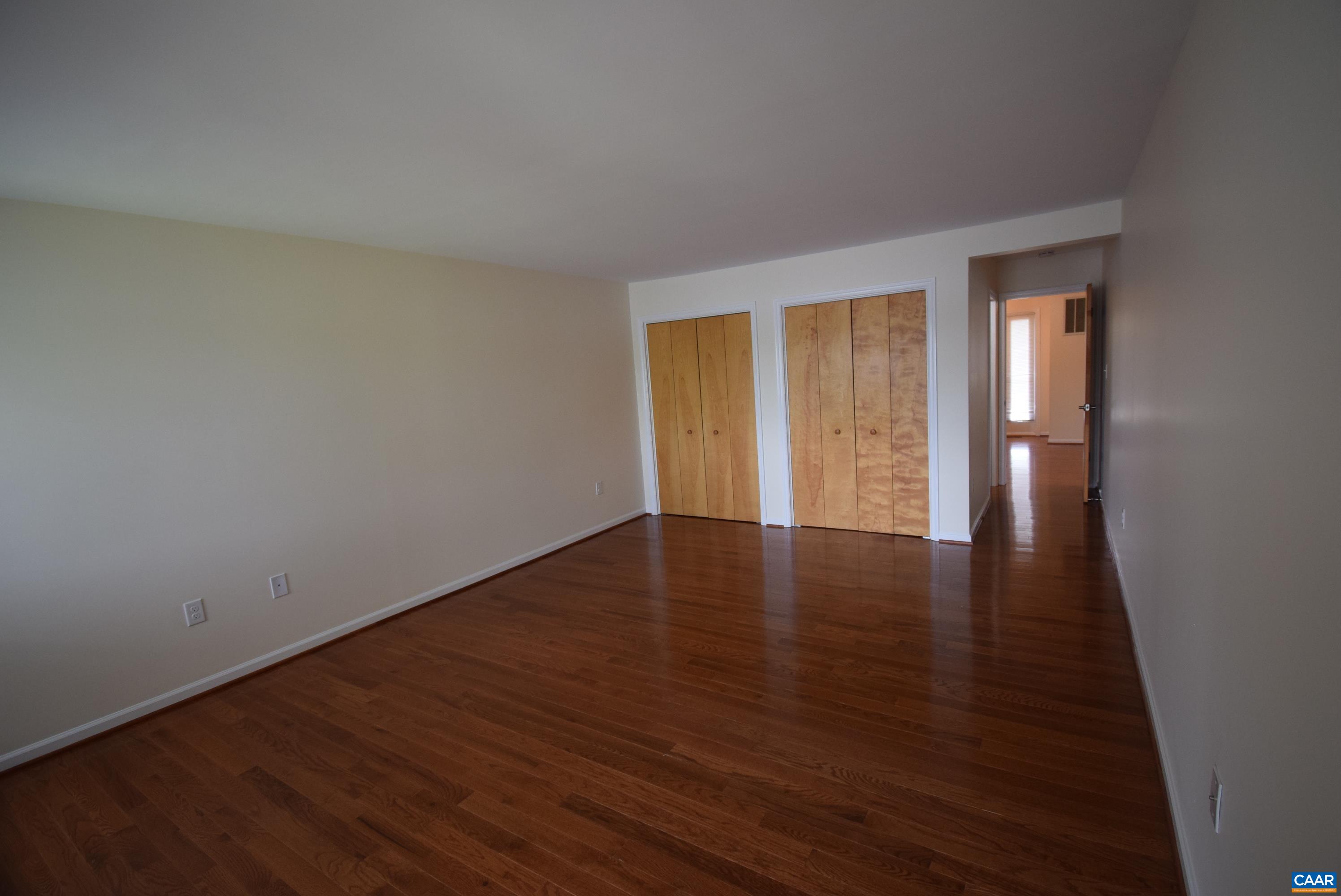 B-2 MARINA POINT CIR
