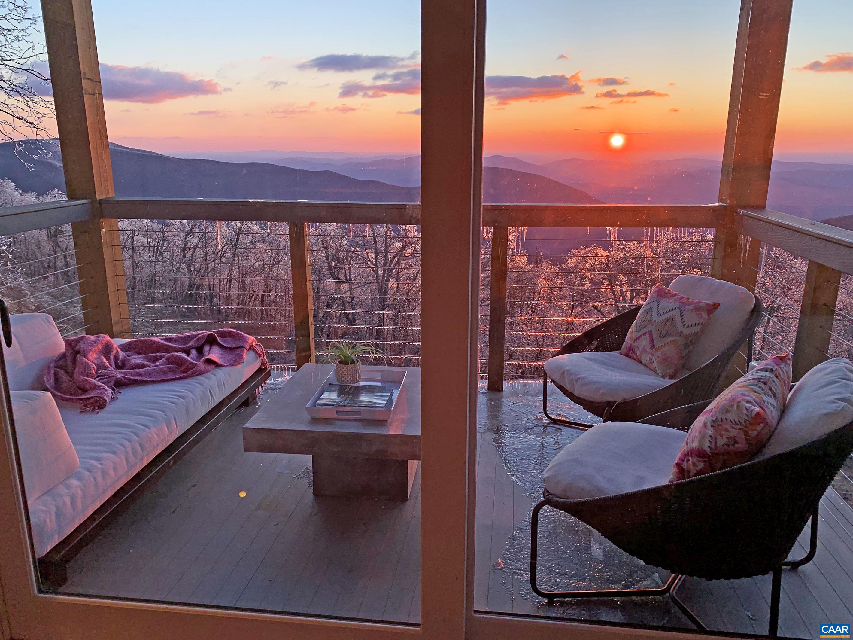 1444 HIGHLANDS CONDOS, WINTERGREEN RESORT, Virginia for 435,000 (MLS