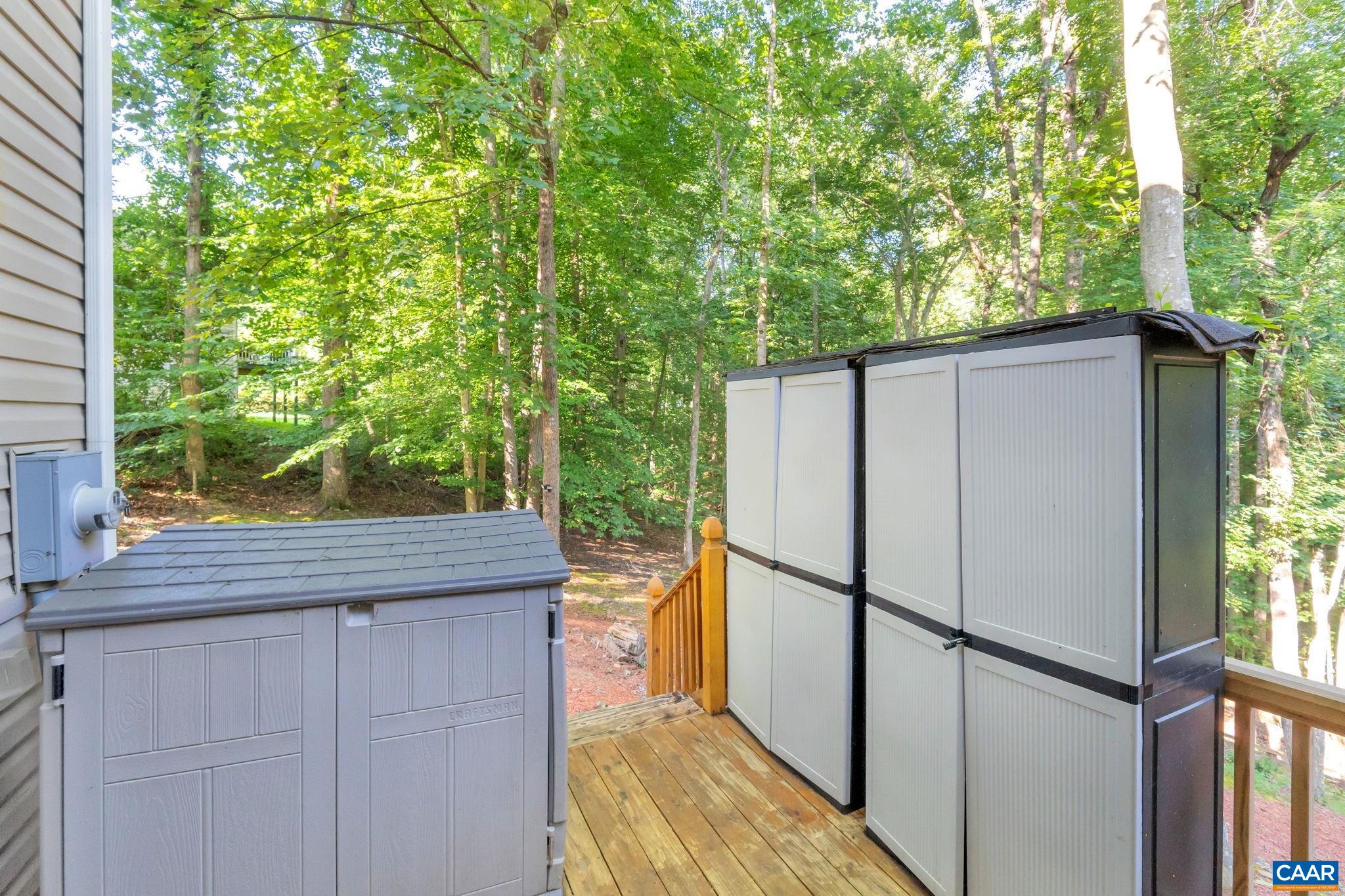 46 CHIPPEWA LN