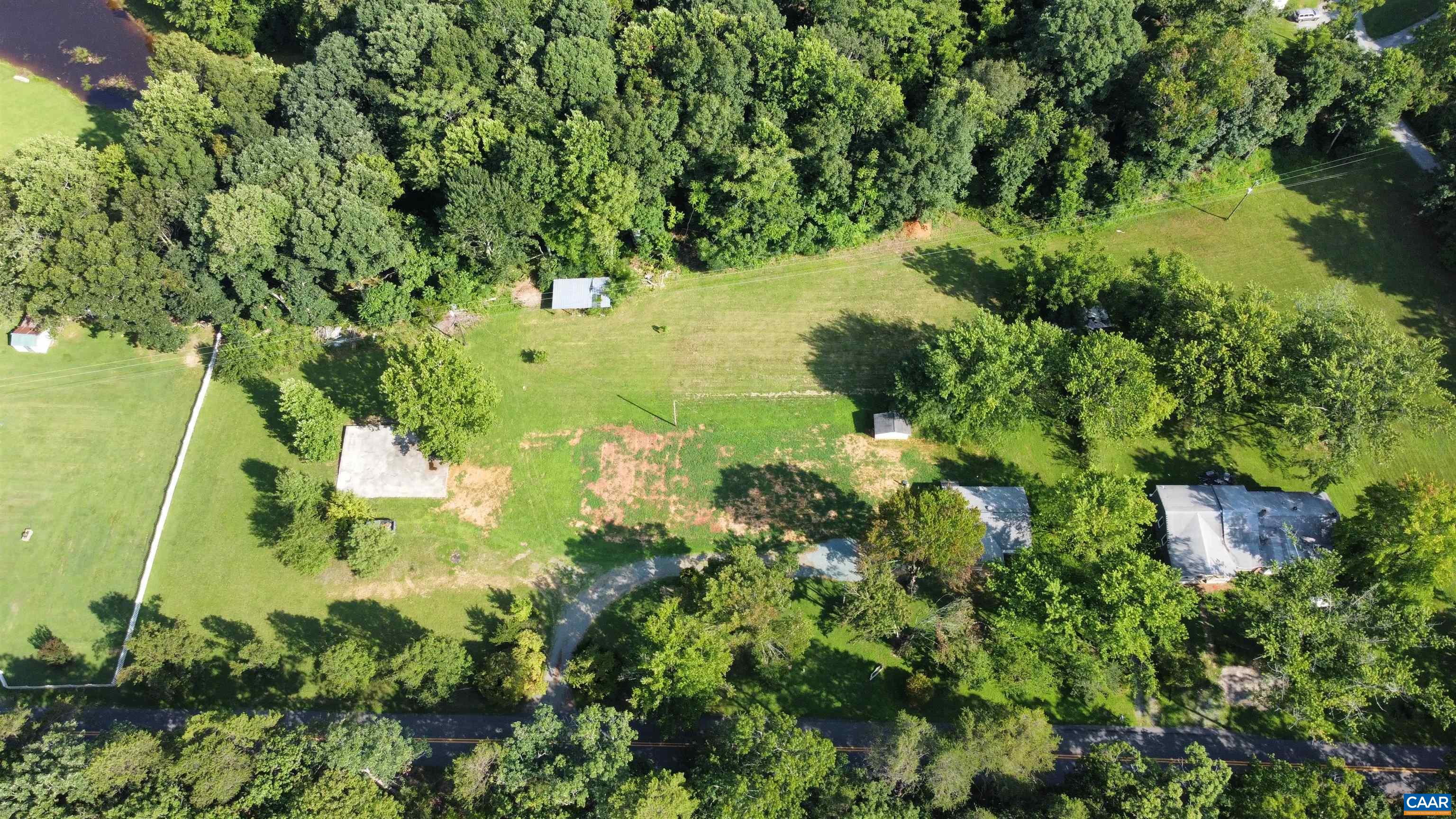 8133 Chestnut Grove Rd