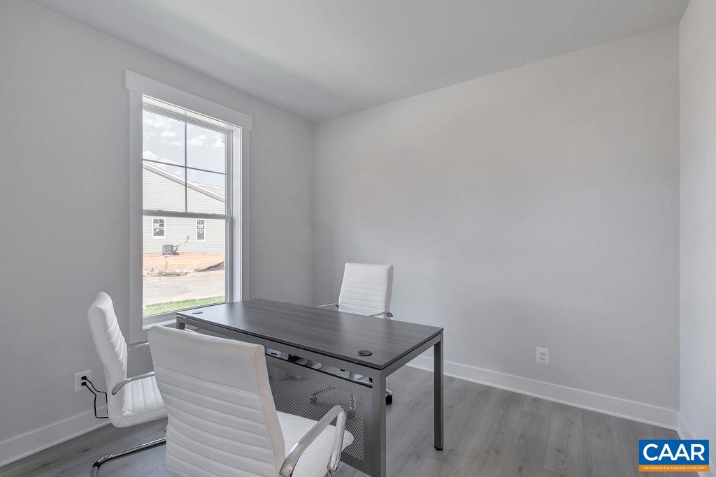 177 Arboleda Dr
