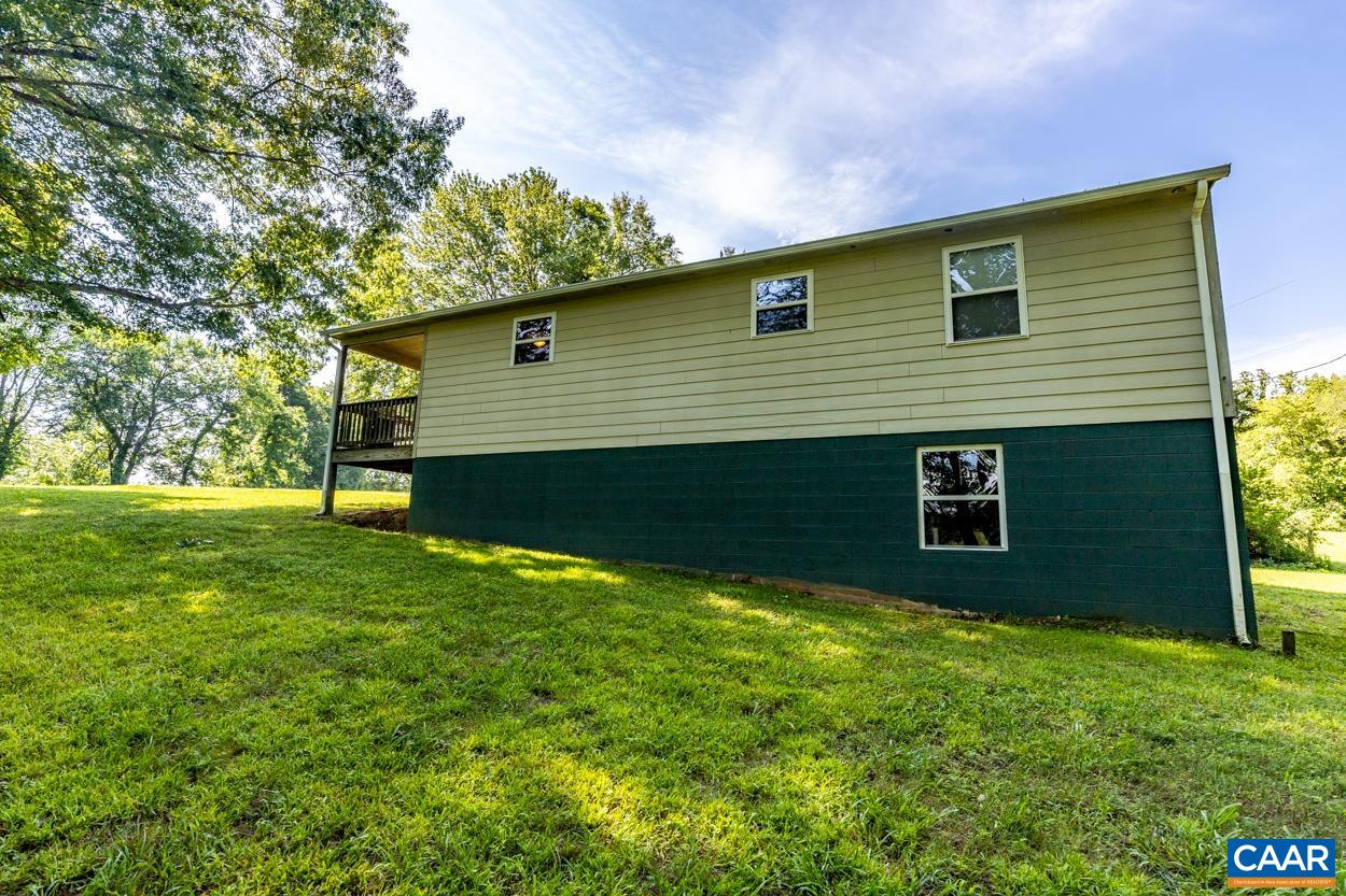 250 Willis Ford Ln