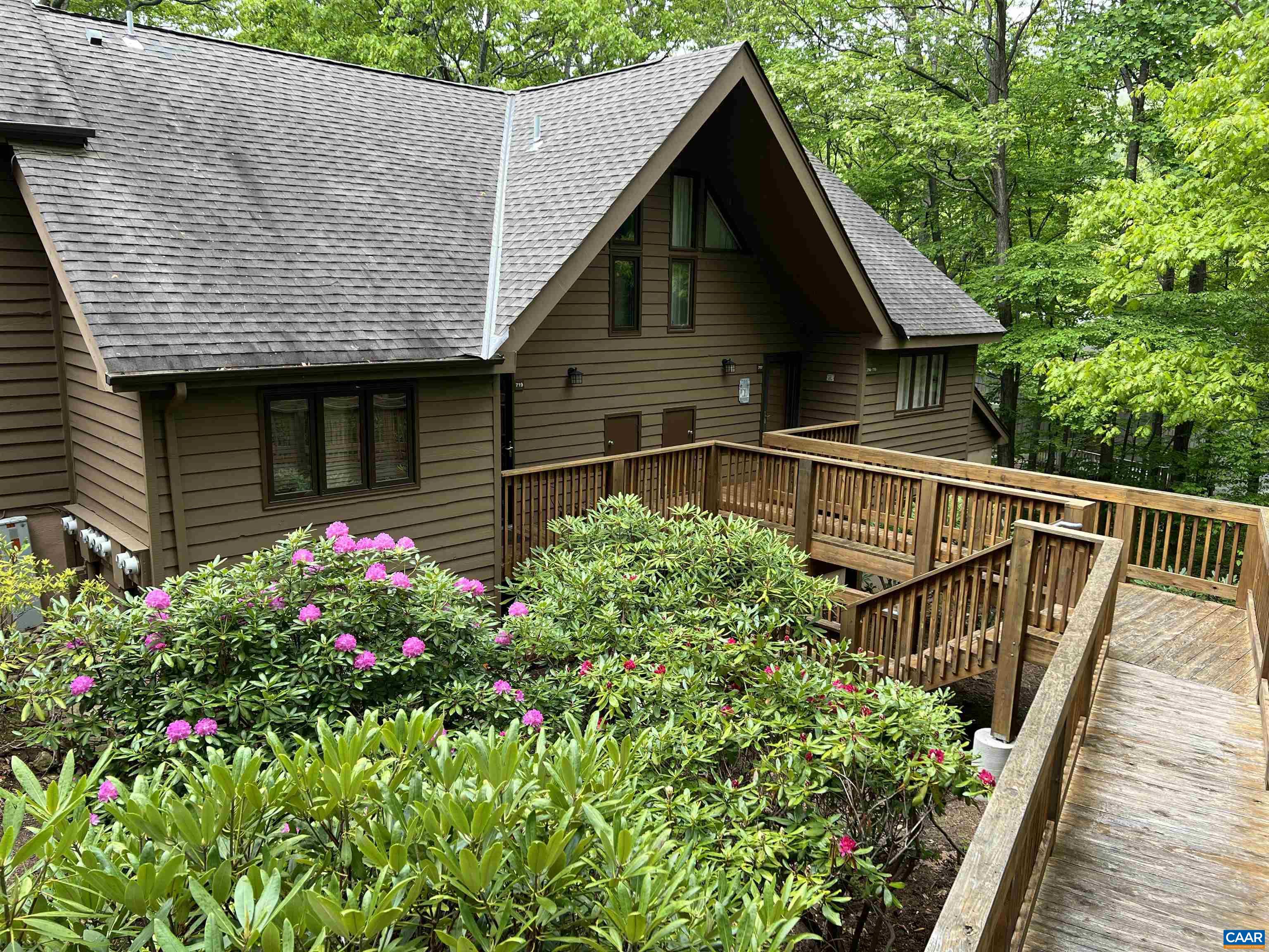 718 LAURELWOOD CONDOS, WINTERGREEN RESORT, Virginia for 159,900 (MLS 645091)