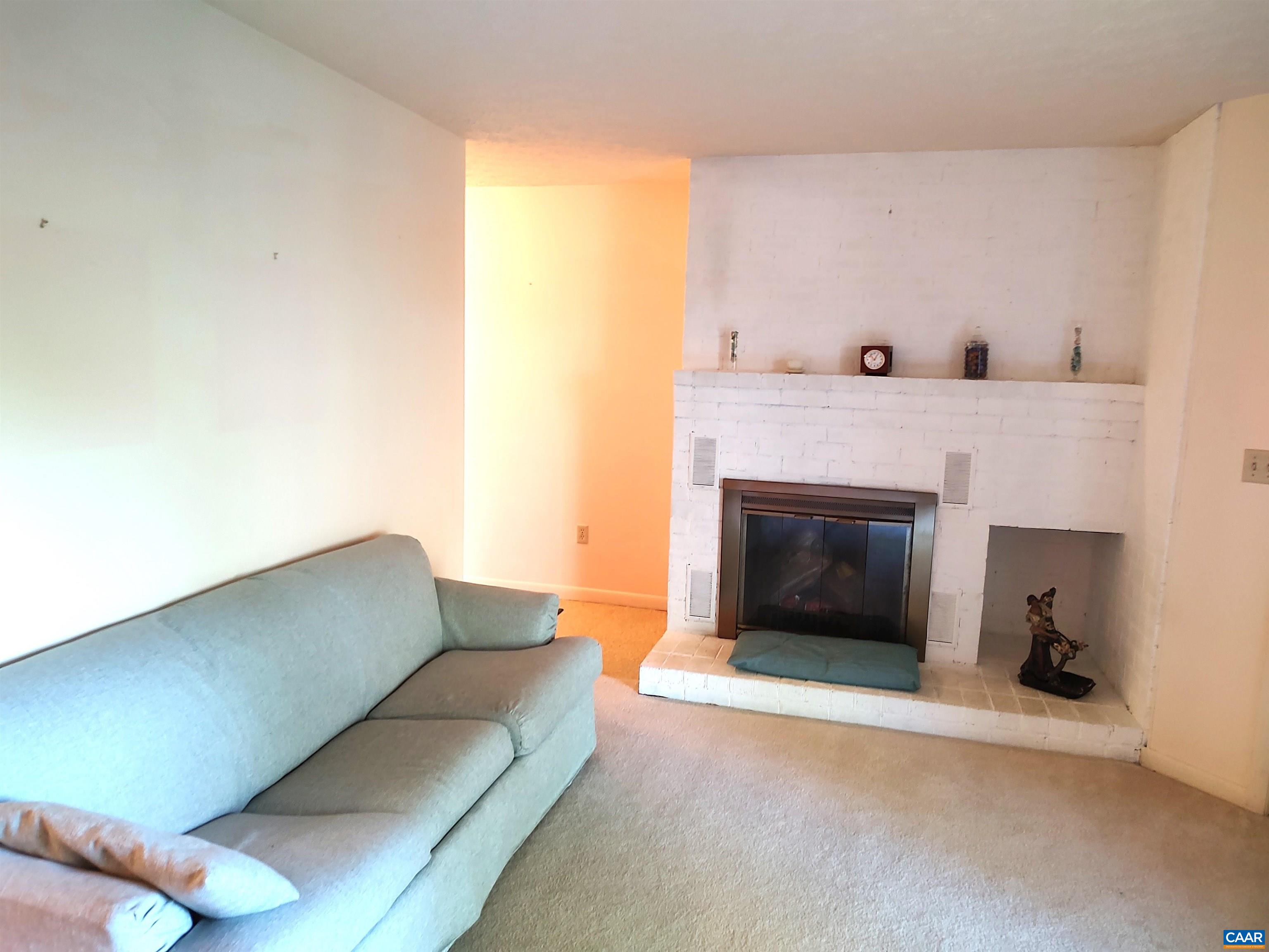 126 #3 Turtle Creek Rd