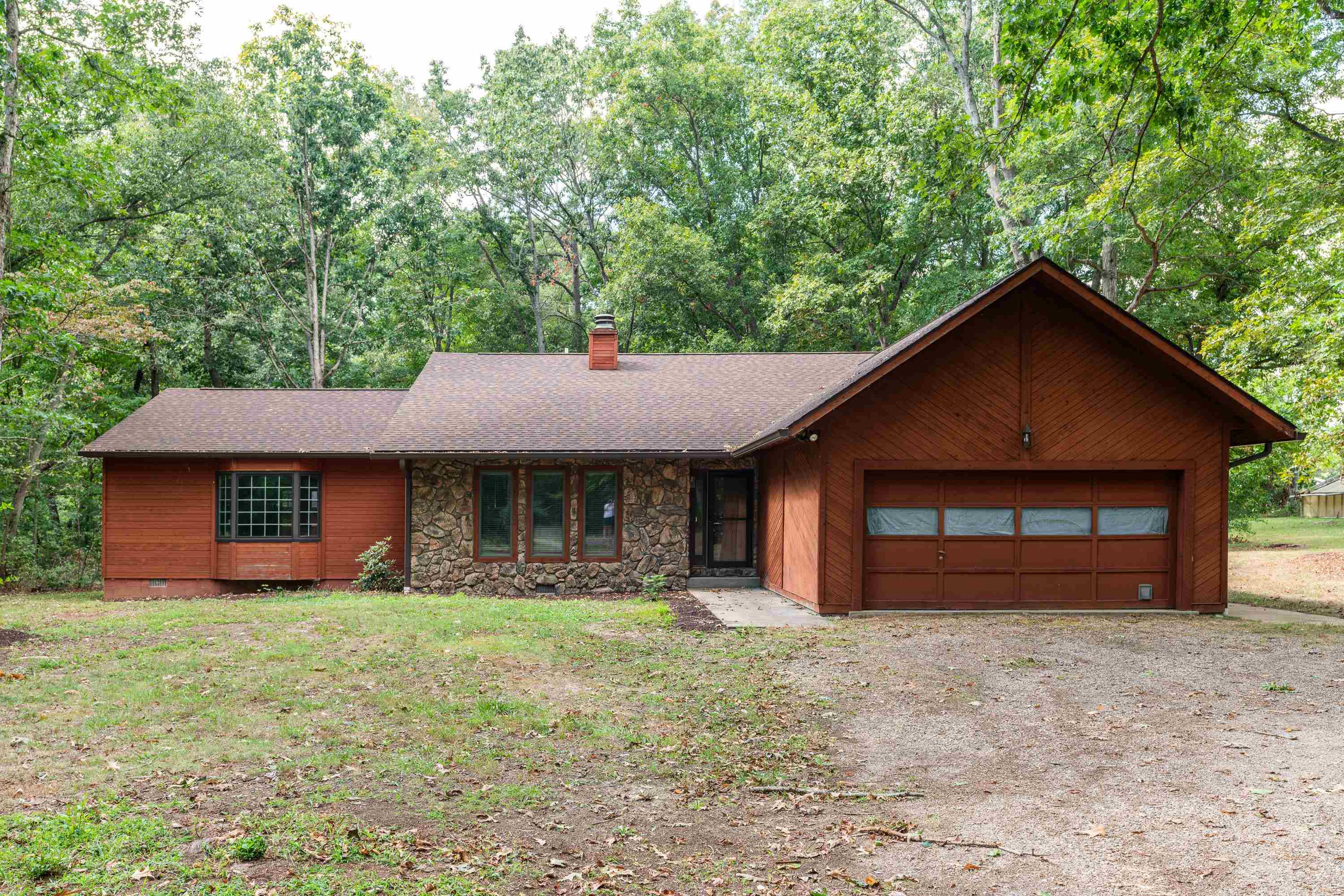 240 HARRISTON RD, GROTTOES, VA 24441