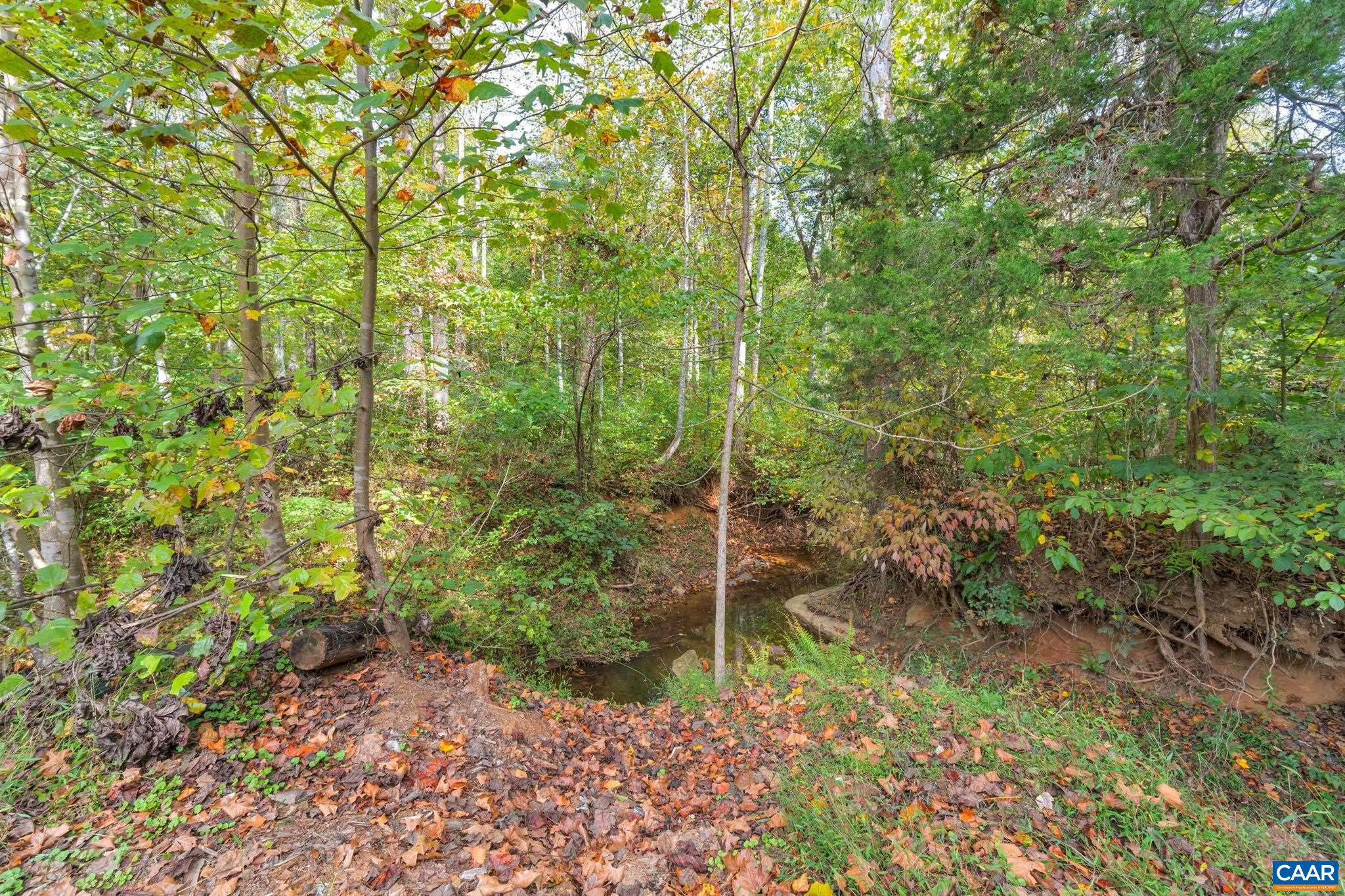 322 Mohican Trl