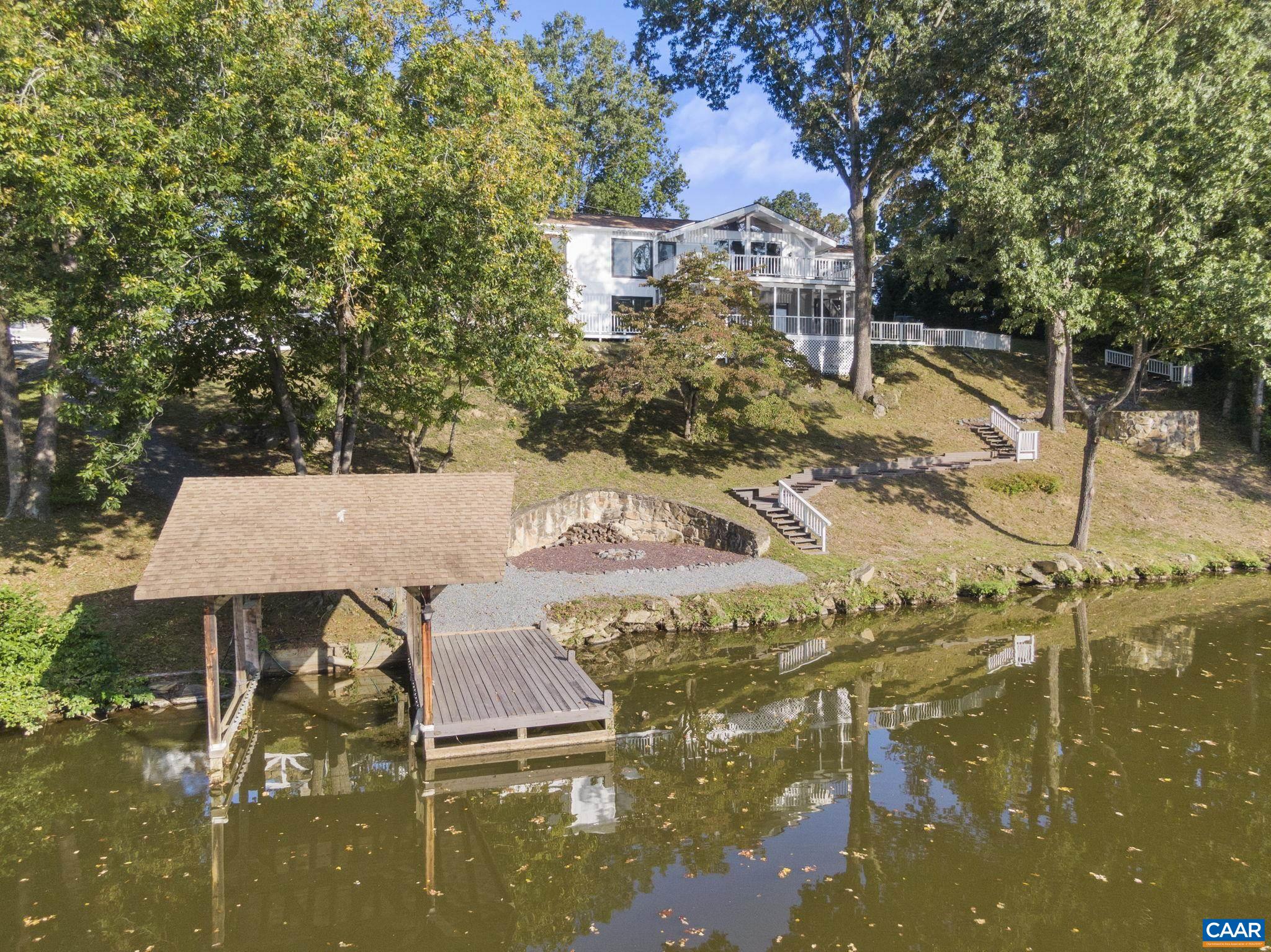 89 Hilltop Rd