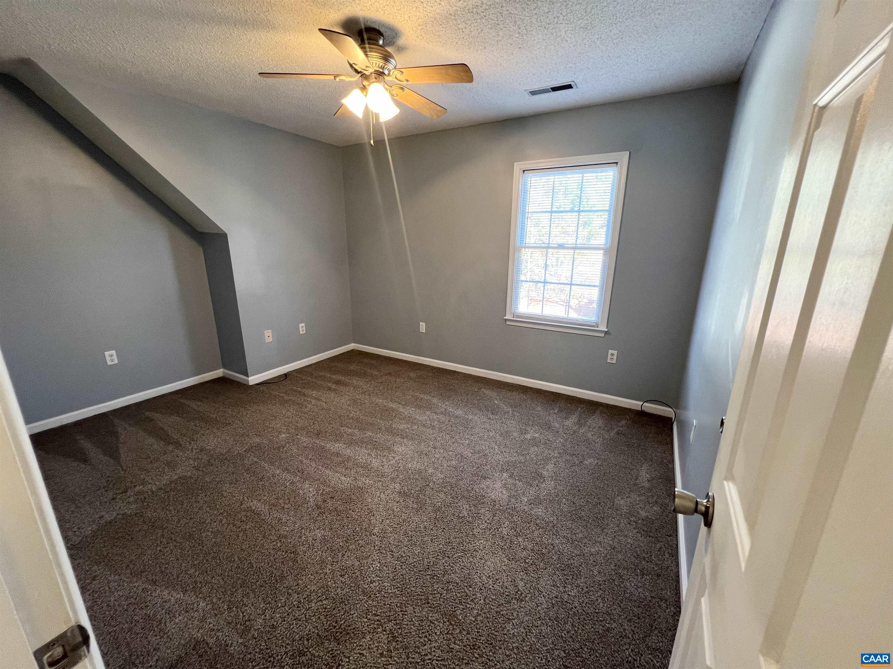 58 Arrowhead Ln