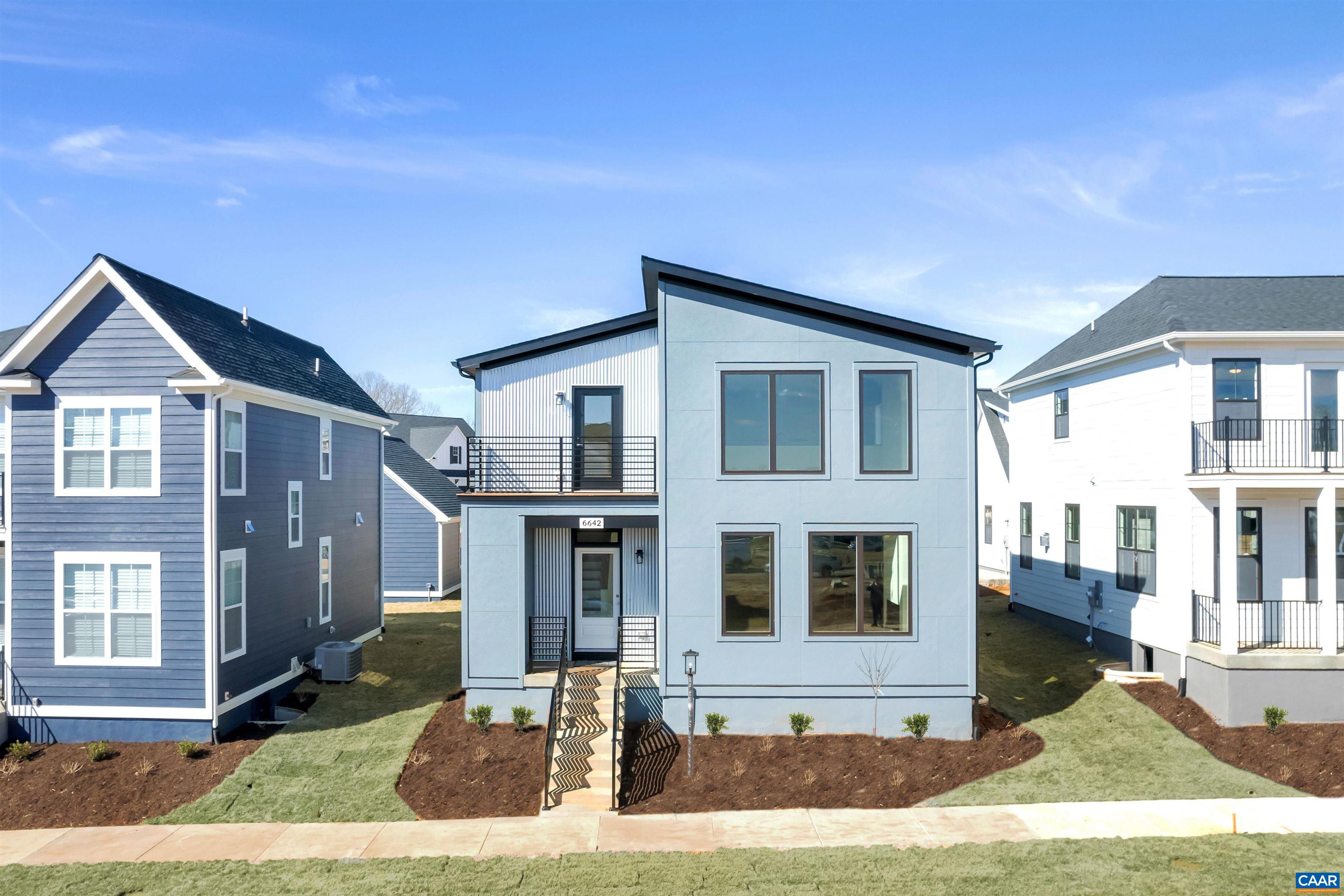 3 PEN PARK RD, CHARLOTTESVILLE, VA 22901