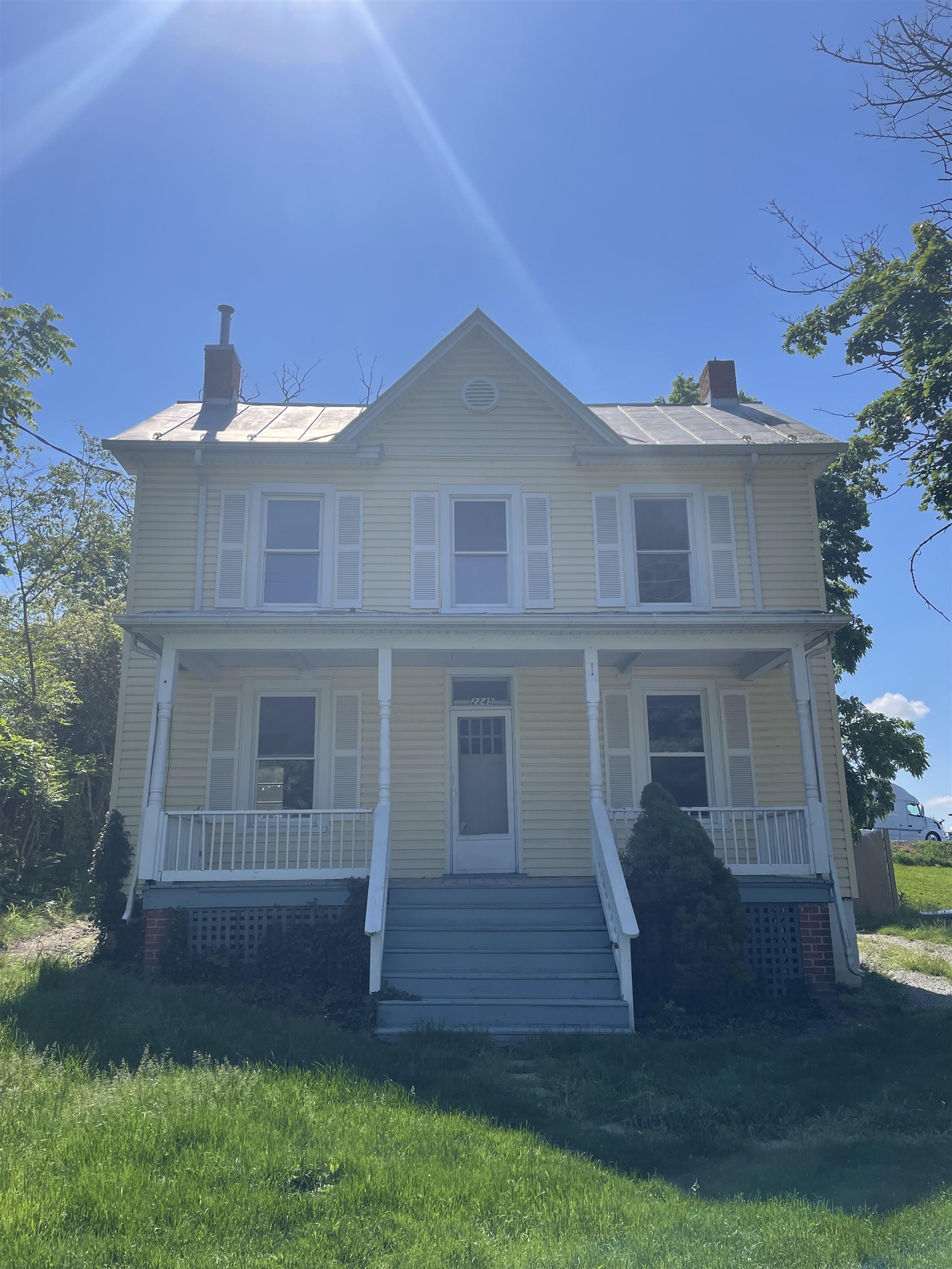 2245 LEE HWY