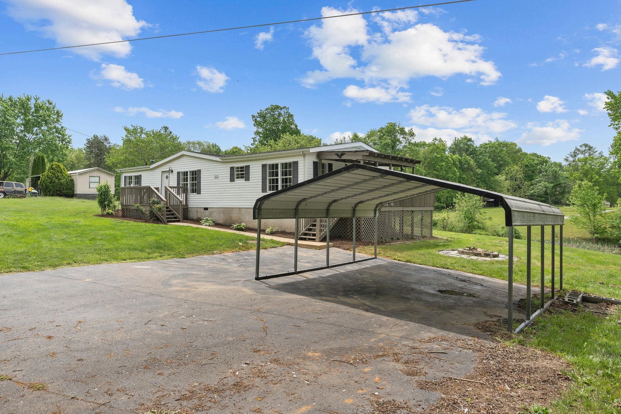 667 Lofton Rd