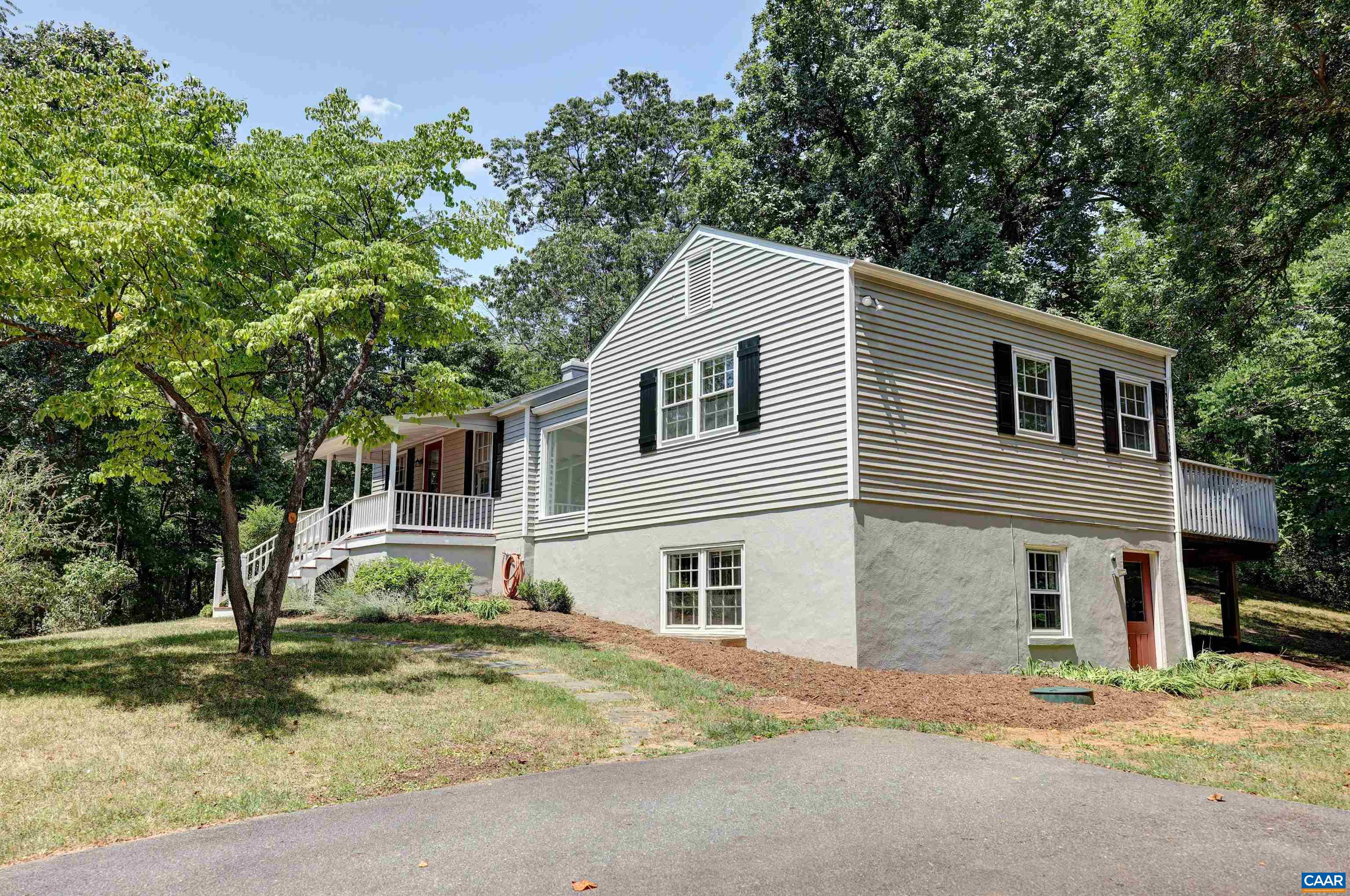 973 Taylors Gap Rd
