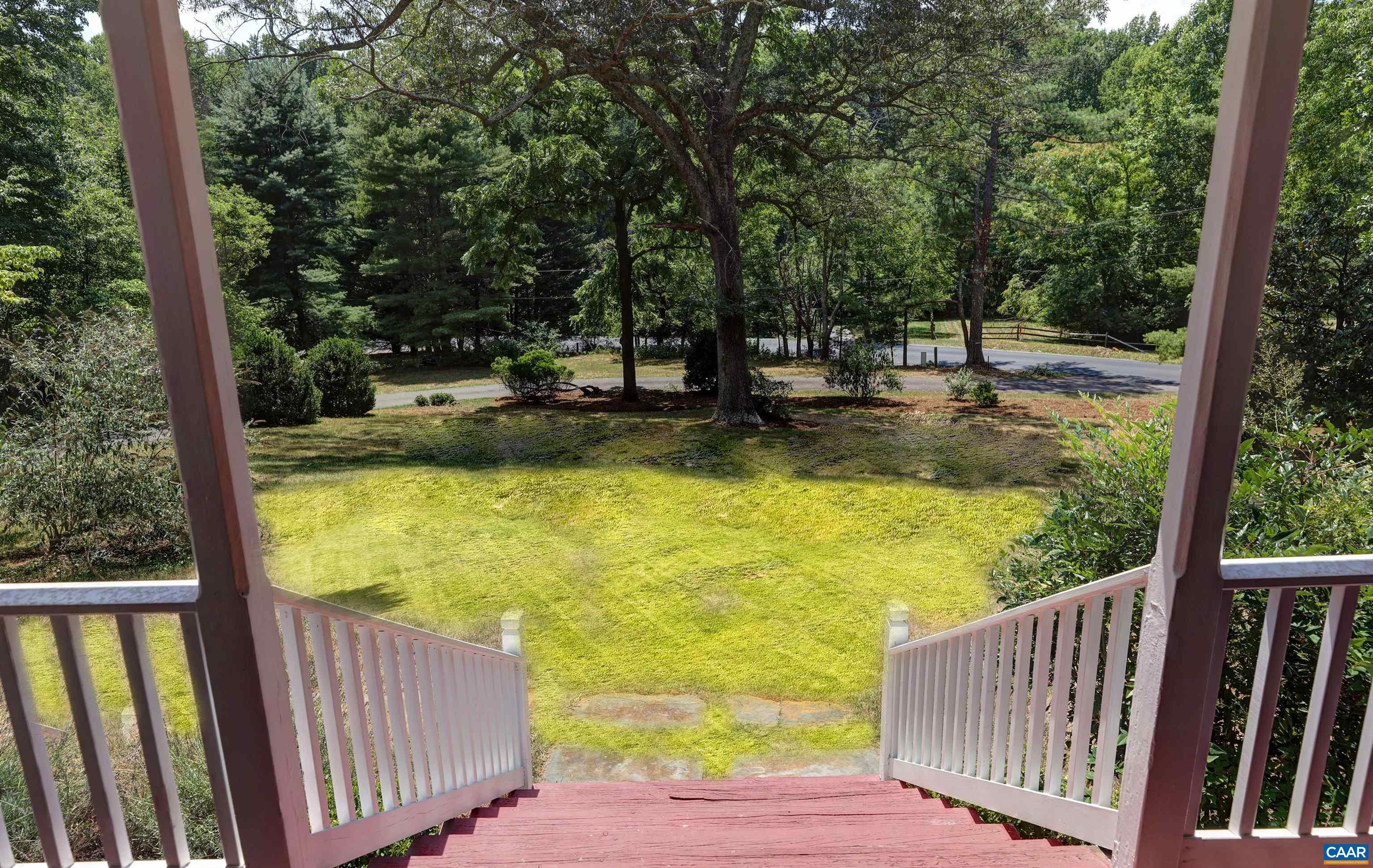 973 Taylors Gap Rd