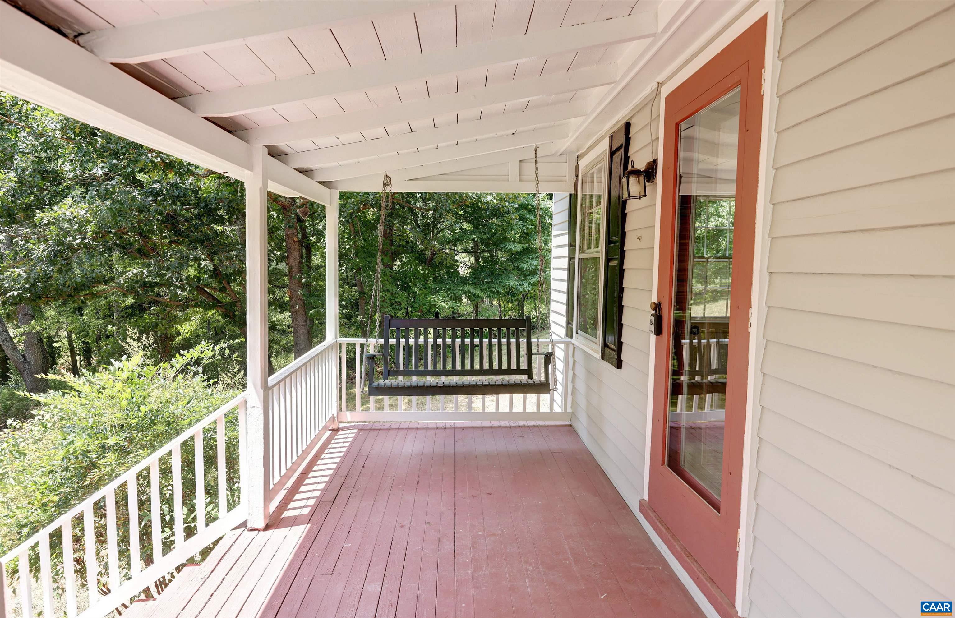 973 Taylors Gap Rd