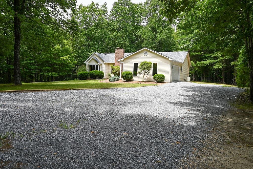 5662 SUGAR RIDGE RD