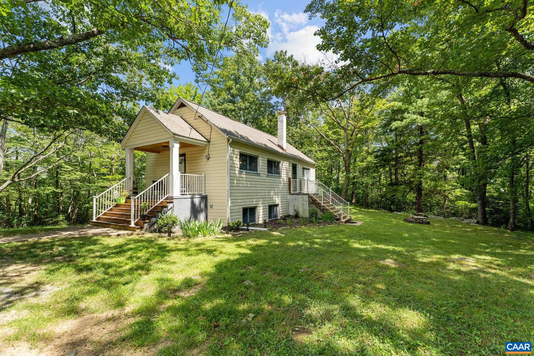 1376 WYATT MOUNTAIN RD