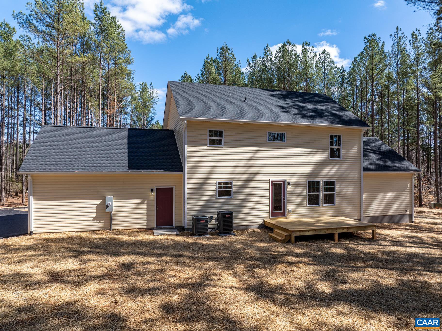 487 Kenwood Ln
