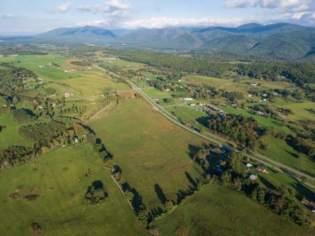47 acres N Lee Hwy