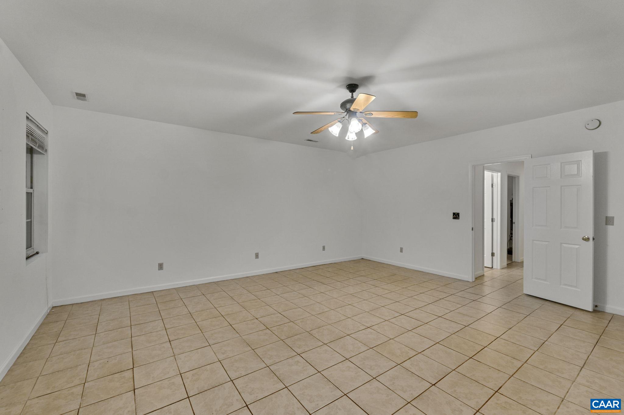123 Danbury Ct