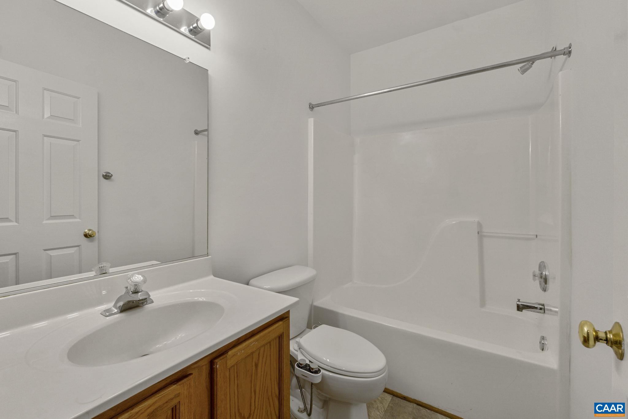 123 Danbury Ct