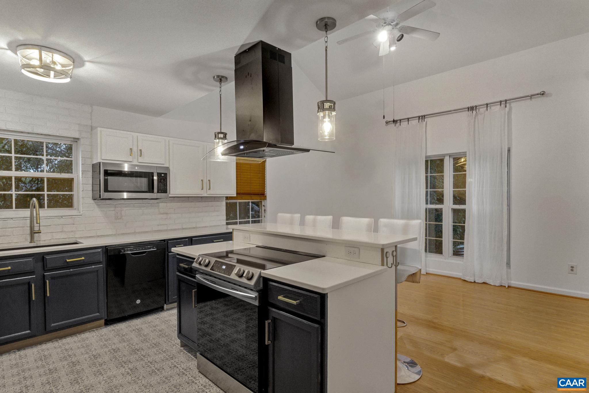 123 Danbury Ct