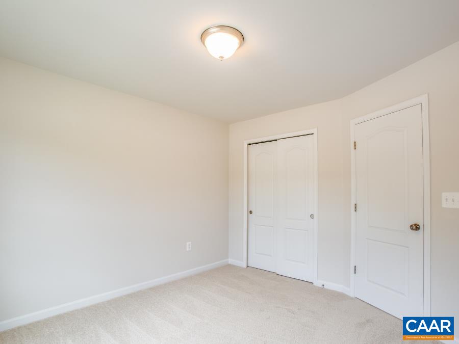 43 Sweetview Ct