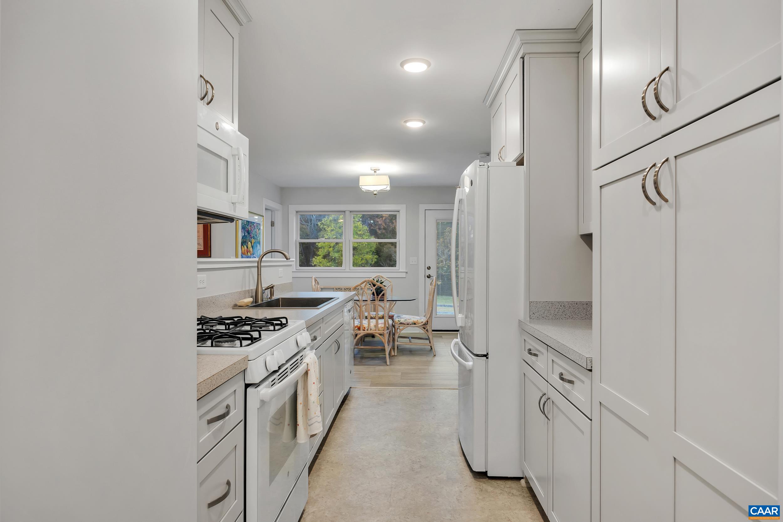 10835 Shannon Hill Rd