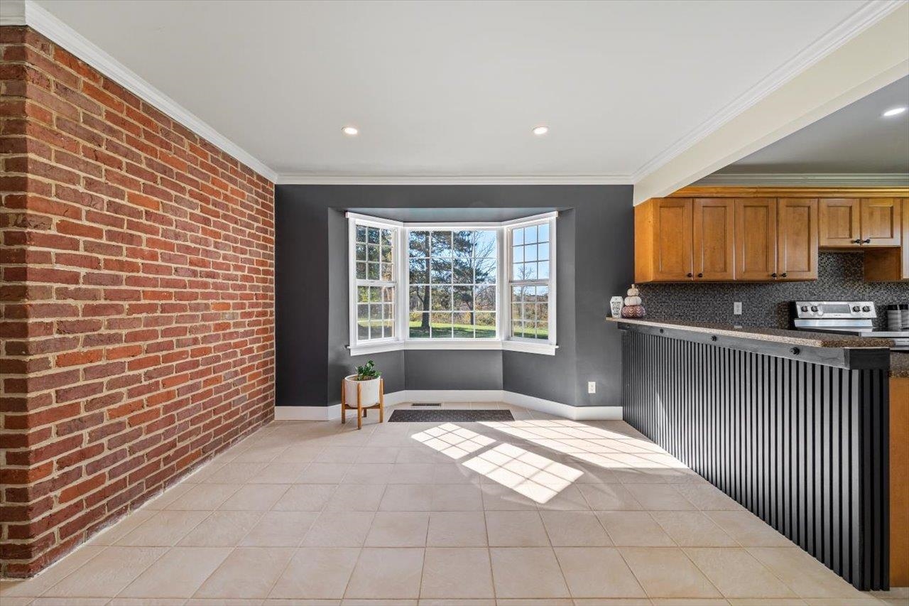144 Orr Dr