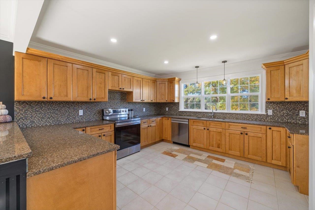 144 Orr Dr