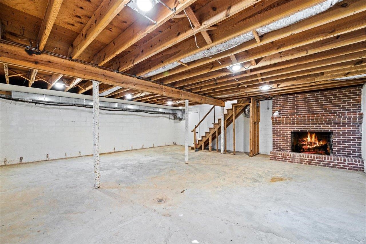 144 Orr Dr