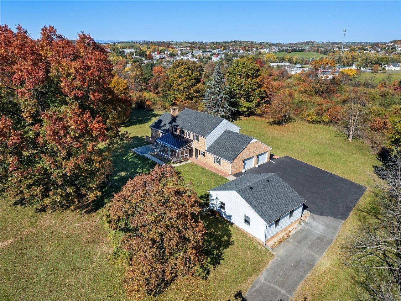 144 Orr Dr